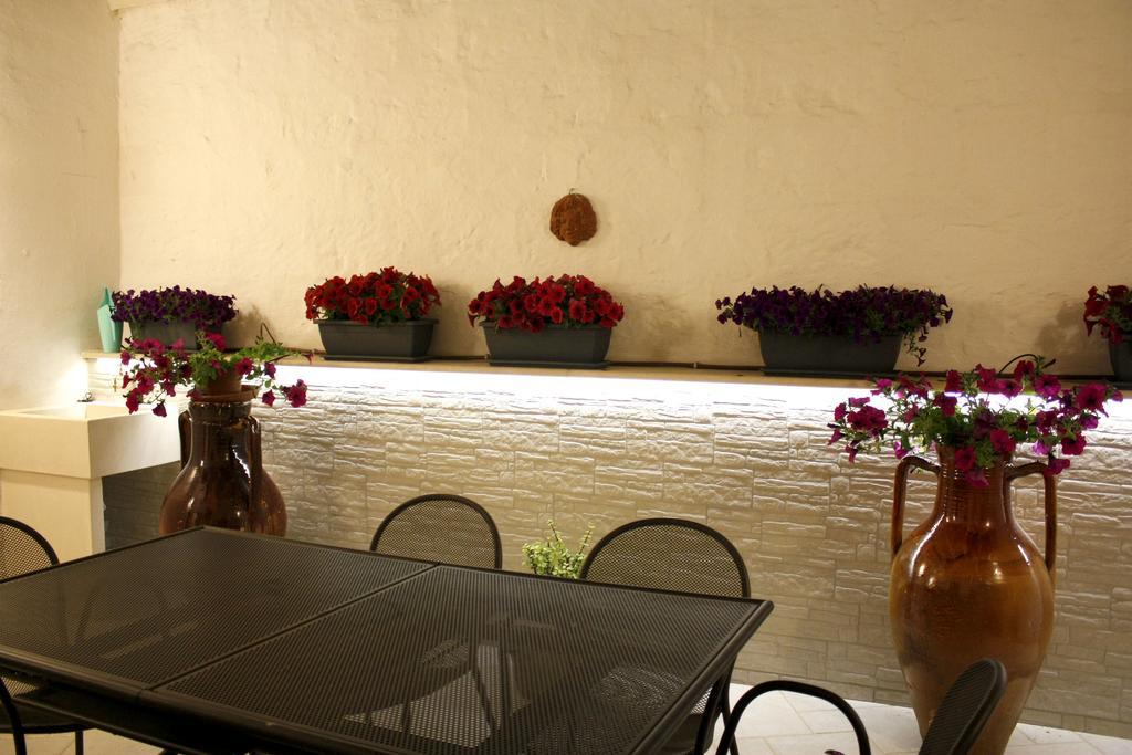 Apartamento Micca House Ostuni Habitación foto